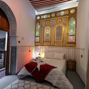 https://riad-dar-diwan-fes-30000.hotelfesmorocco.com