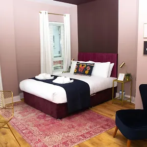 https://the-rooms.galwayhotelsireland.net