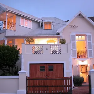 https://cheviot-place-guest-house.hotels-capetown.com